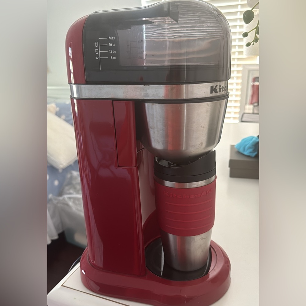 Kitchenaid coffee machine with personal tumbler
